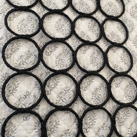 28-Ring Scarf/Tie/Belt Compartment, Closet Organizer, Space Saver, Organize - Picture 4 of 5